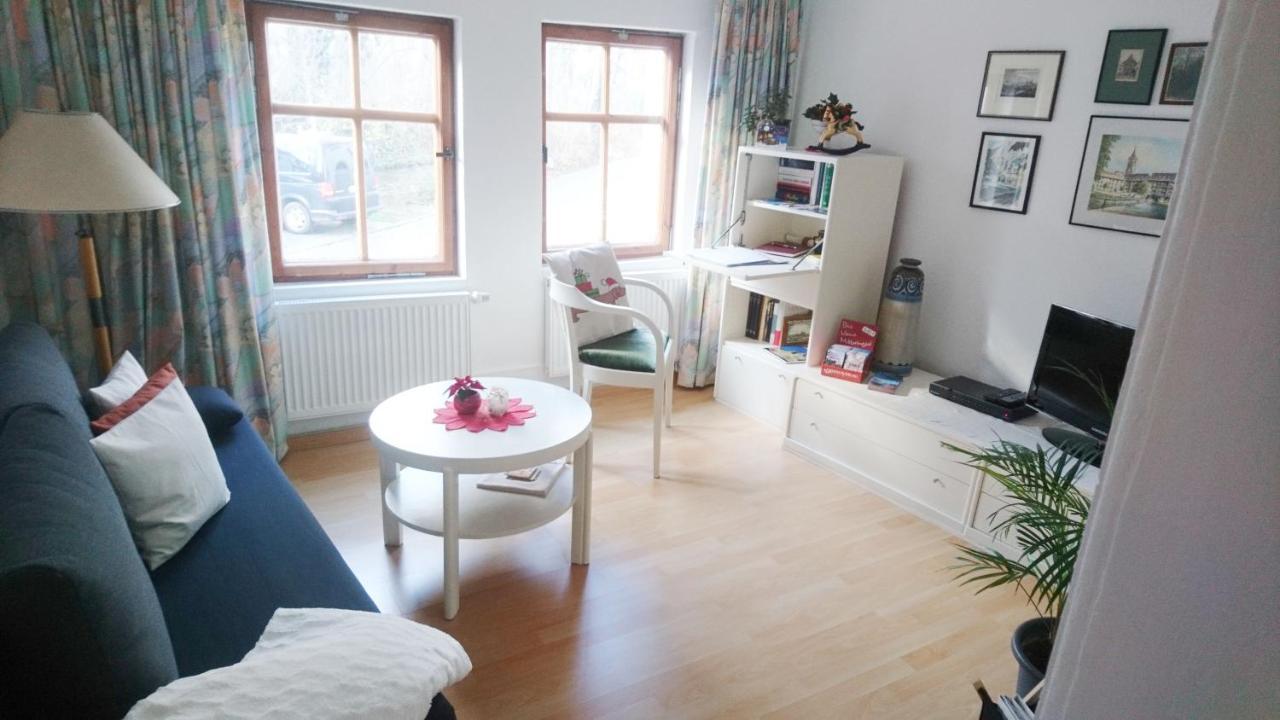 Haus Zum Kleinen Helm Apartment Erfurt Exterior foto