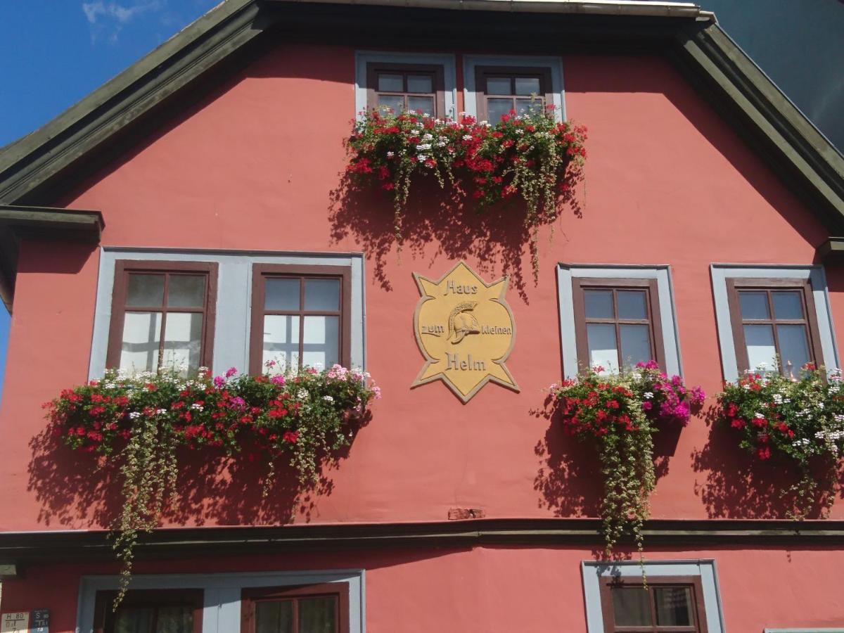 Haus Zum Kleinen Helm Apartment Erfurt Exterior foto