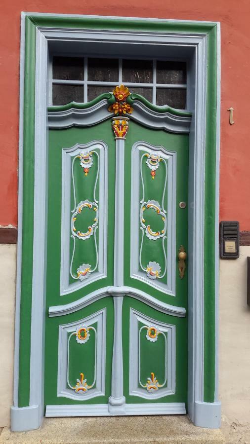 Haus Zum Kleinen Helm Apartment Erfurt Exterior foto